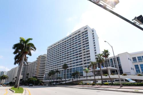 Castle Beach: Flamingo Condo, Miami Beach