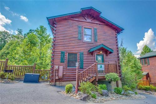 Celebration Lodge- Four-Bedroom Cabin, Gatlinburg