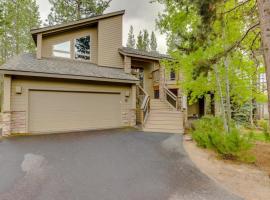 Central Lane 08 | Discover Sunriver, Sunriver