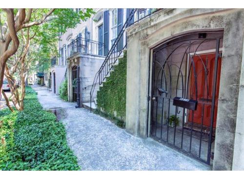 Charlton Garden Apartment - One-Bedroom, Savannah