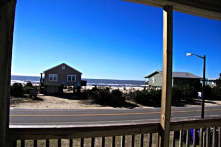 Cindy Ann Home, Oak Island