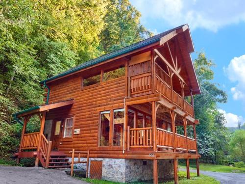 Fountain of Youth- Two-Bedroom Cabin, McCookville