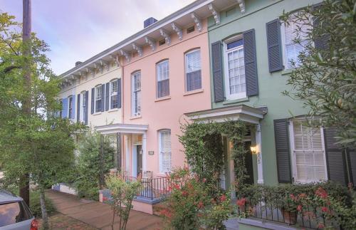 Habersham House - Two-Bedroom, Savannah