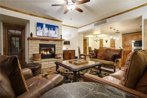 Highmark Steamboat Springs - HM2B, Steamboat Springs