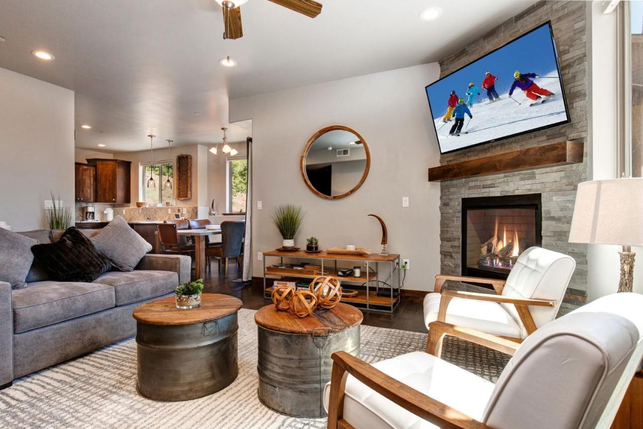 Hiking & Skiing Haven in Park City Condo, Park City
