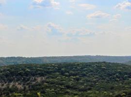 Hillside Retreat, Canyon Lake