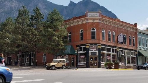Hotel Ouray - for 10 years old and over, Ouray