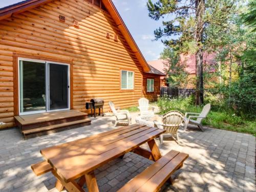 Hubbard Cabin Retreat with Payette Lake Access, McCall