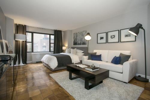 Modern Studio Apartment - Midtown East L, New York City