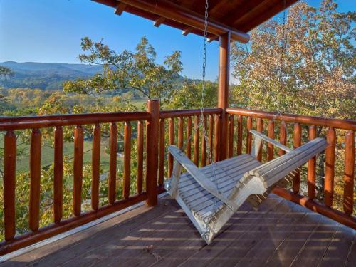 Mountain Paws Retreat- Five-Bedroom Cabin, Pigeon Forge
