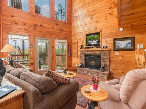 R Bearadise- Two-Bedroom Cabin, Sevierville