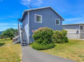 Roads End Beach House, Lincoln City