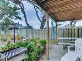 Sandals Inn | Oceanside Cabana, Cannon Beach