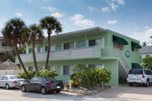 Seagrass Flats 3 Condo, Bradenton Beach