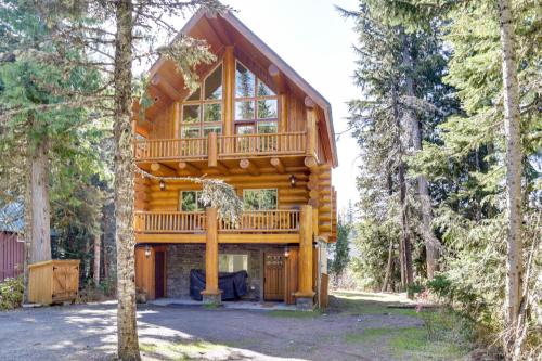 Skiing Bear Chalet, Government Camp