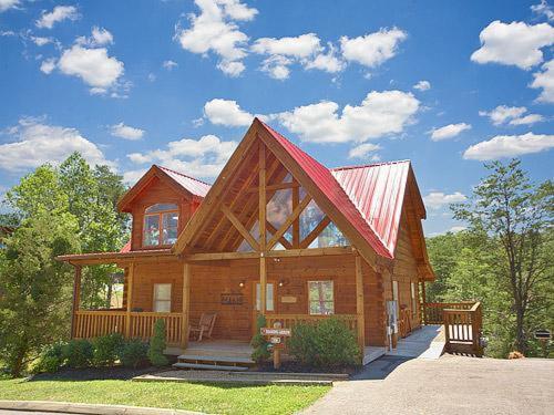 Soaring Arrow- Two-Bedroom Cabin, Pigeon Forge