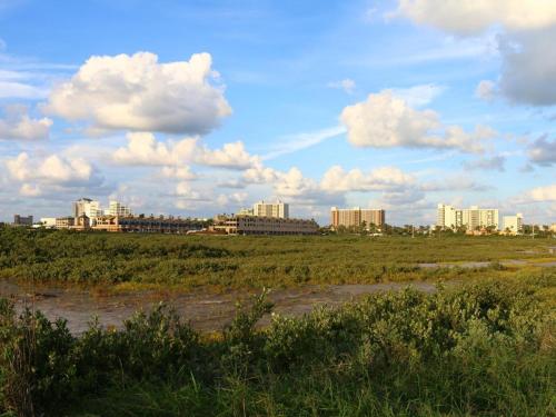 Solare Garden Villa 885, South Padre Island