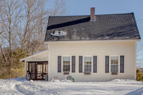 Storybook New England's Sheepscot Village Home, Alna