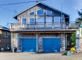The Heron's Nest Vacation Rental, Cape Meares
