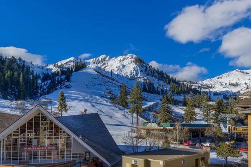 The Village Condo Unit @ Squaw, Olympic Valley