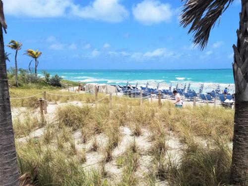 On The Beach - Lux 2 Bedroom Miami, Hollywood
